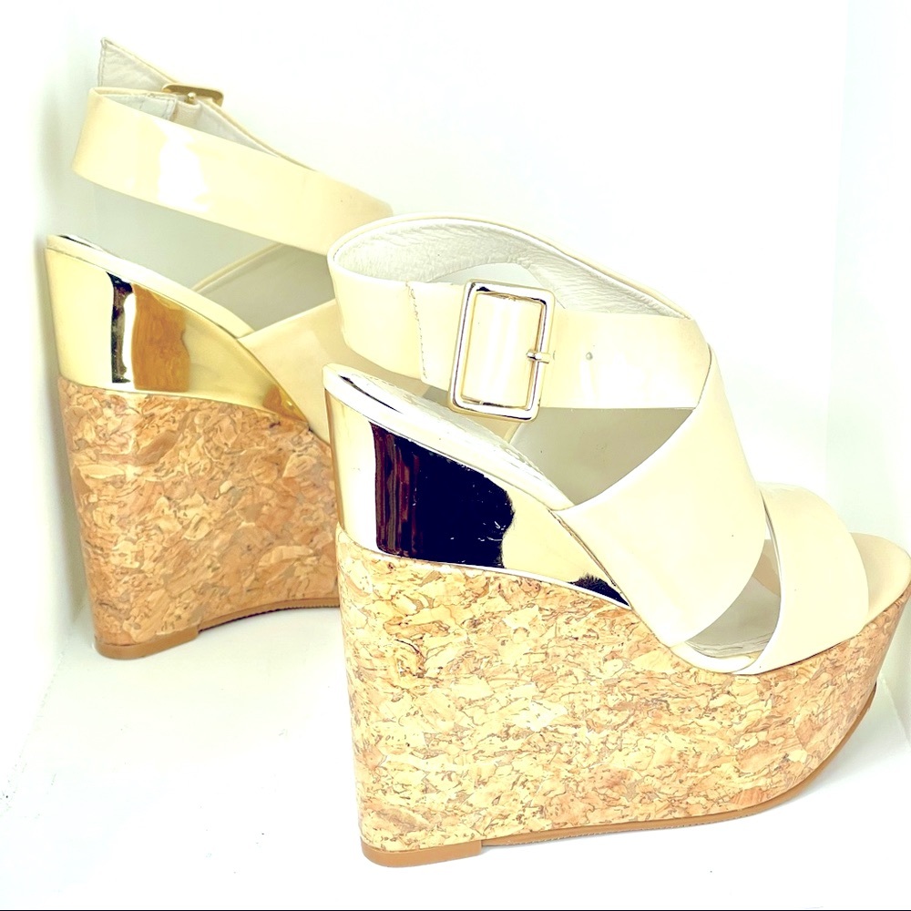 Alice & Olivia wedge cork summer heels size 6.5